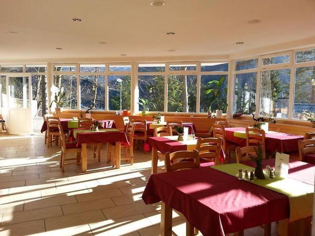 Rooms Barovc By The Lake Jasna Kranjska Gora Esterno foto Restaurant
