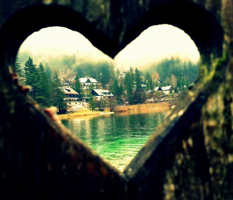 Rooms Barovc By The Lake Jasna Kranjska Gora Esterno foto View of the village